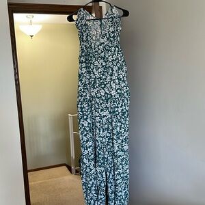 Old navy jumpsuit
